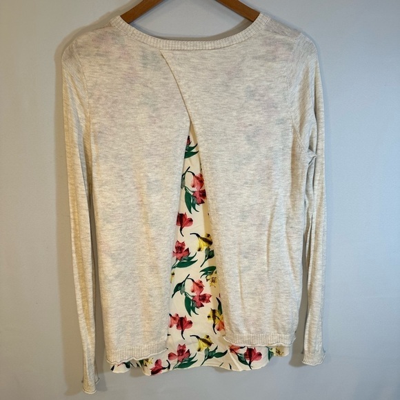 Merona Womens  Sweater Size SP Knit Long Sleeve Flower Fabric Layered Back Tan - Picture 13 of 15